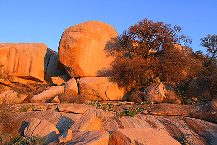 Early morning scene from Enchanted Rock. Image #6