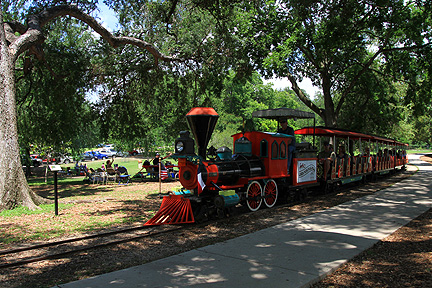 Miniature Train at Landa Park